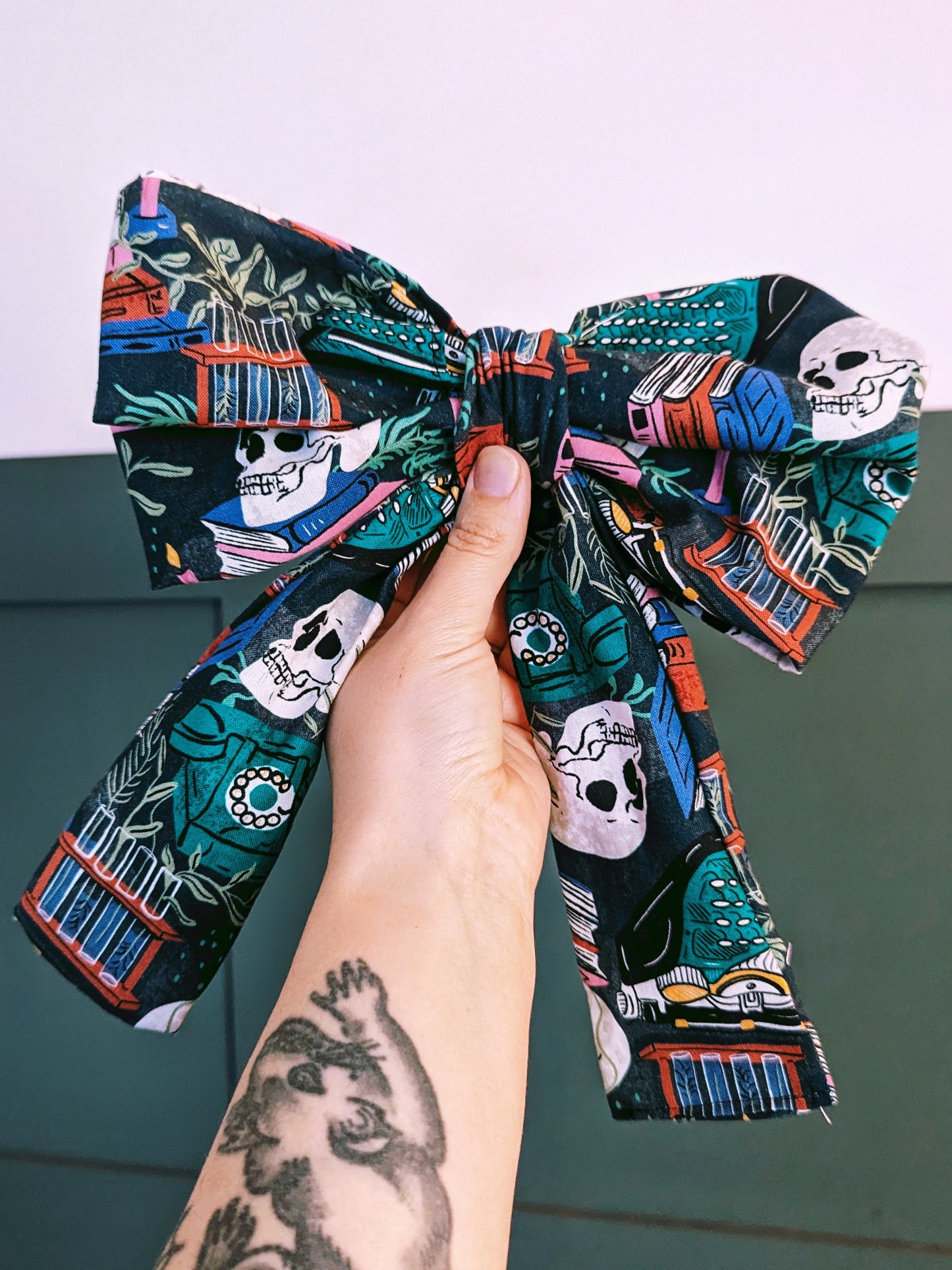 Premade True Crime Theme Hair Bow